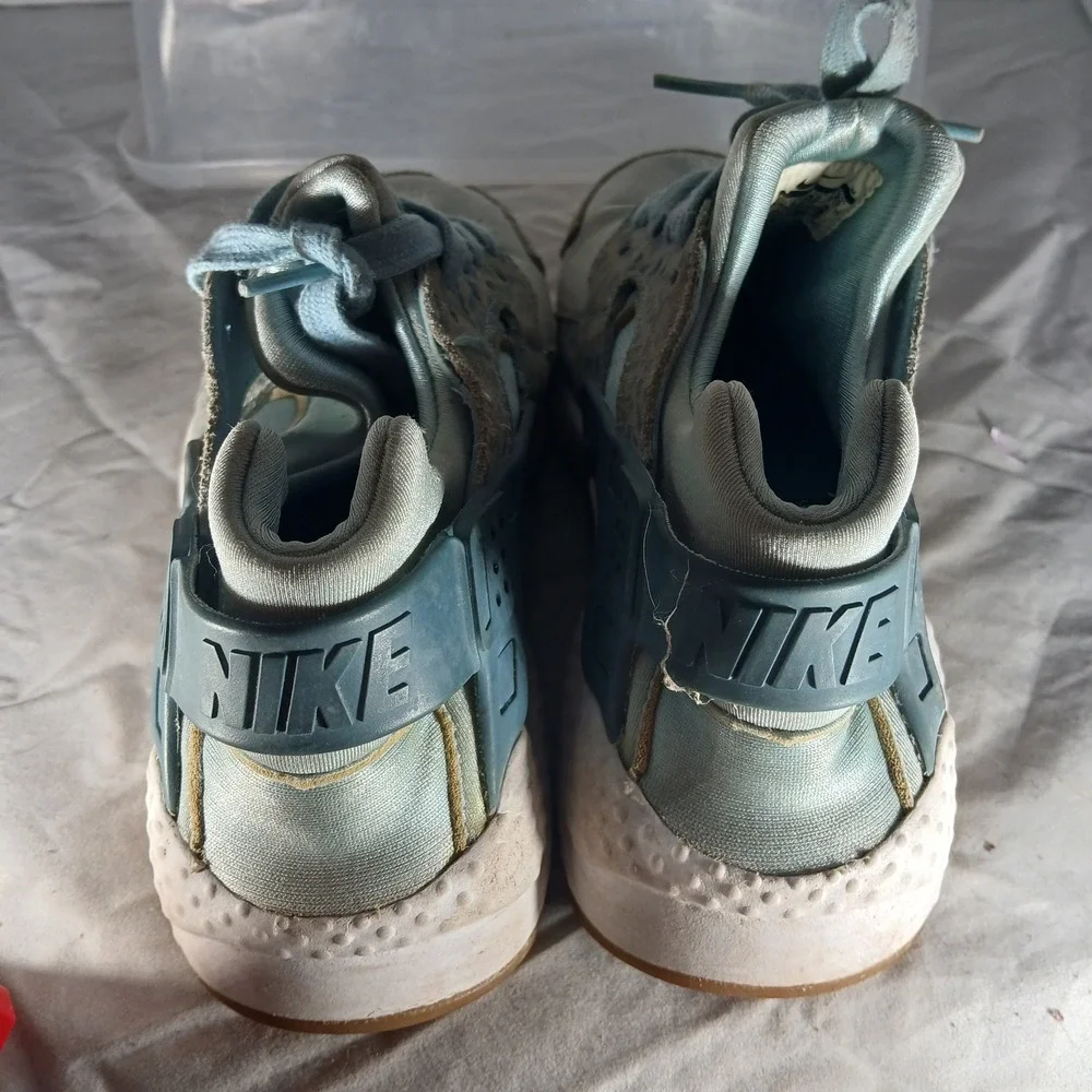 Nike Air Huarache Youth GS Shoes Light Blue Leopard‎ Print Sneakers Size 7Y